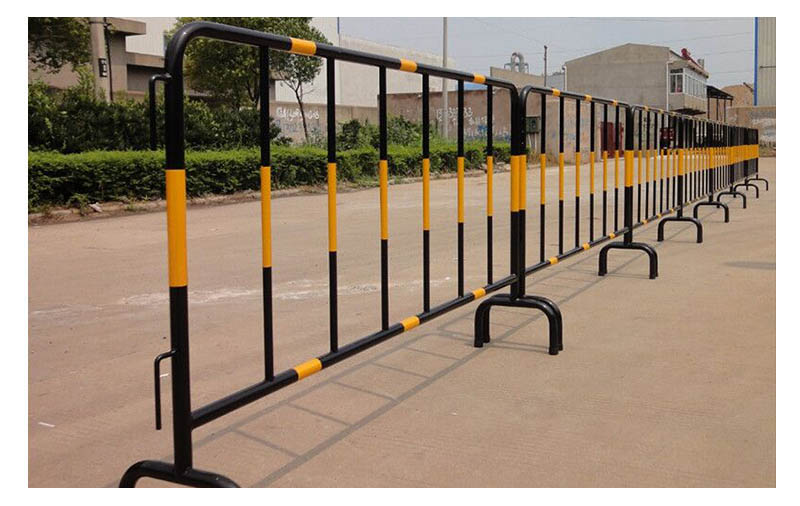 鐵馬護欄,鐵馬護欄規(guī)格價格,交通鐵馬護欄