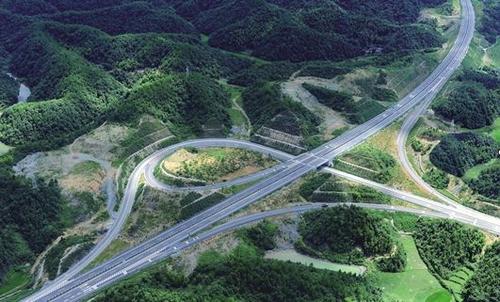 寧定高速市政護(hù)欄 寧定高速市政護(hù)欄