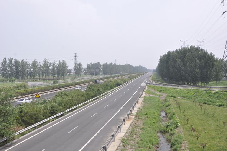 津保高速市政護欄 津保高速市政護欄